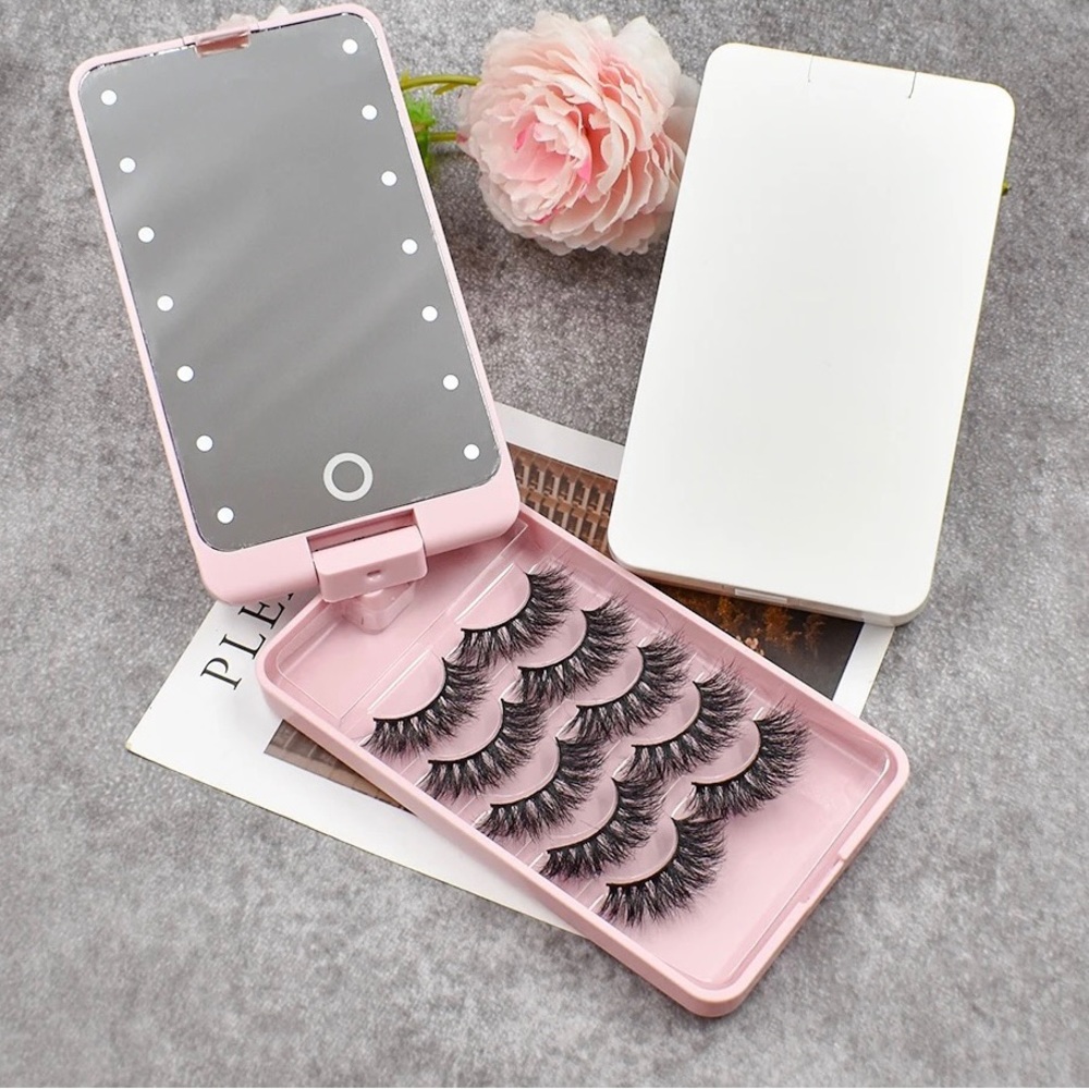 Brand new, chargeable lash case.